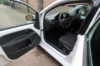 Volkswagen Up! 1.0 picture 8