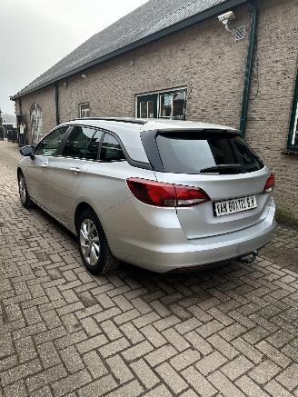 Opel Astra SPORTS TOURER picture 6