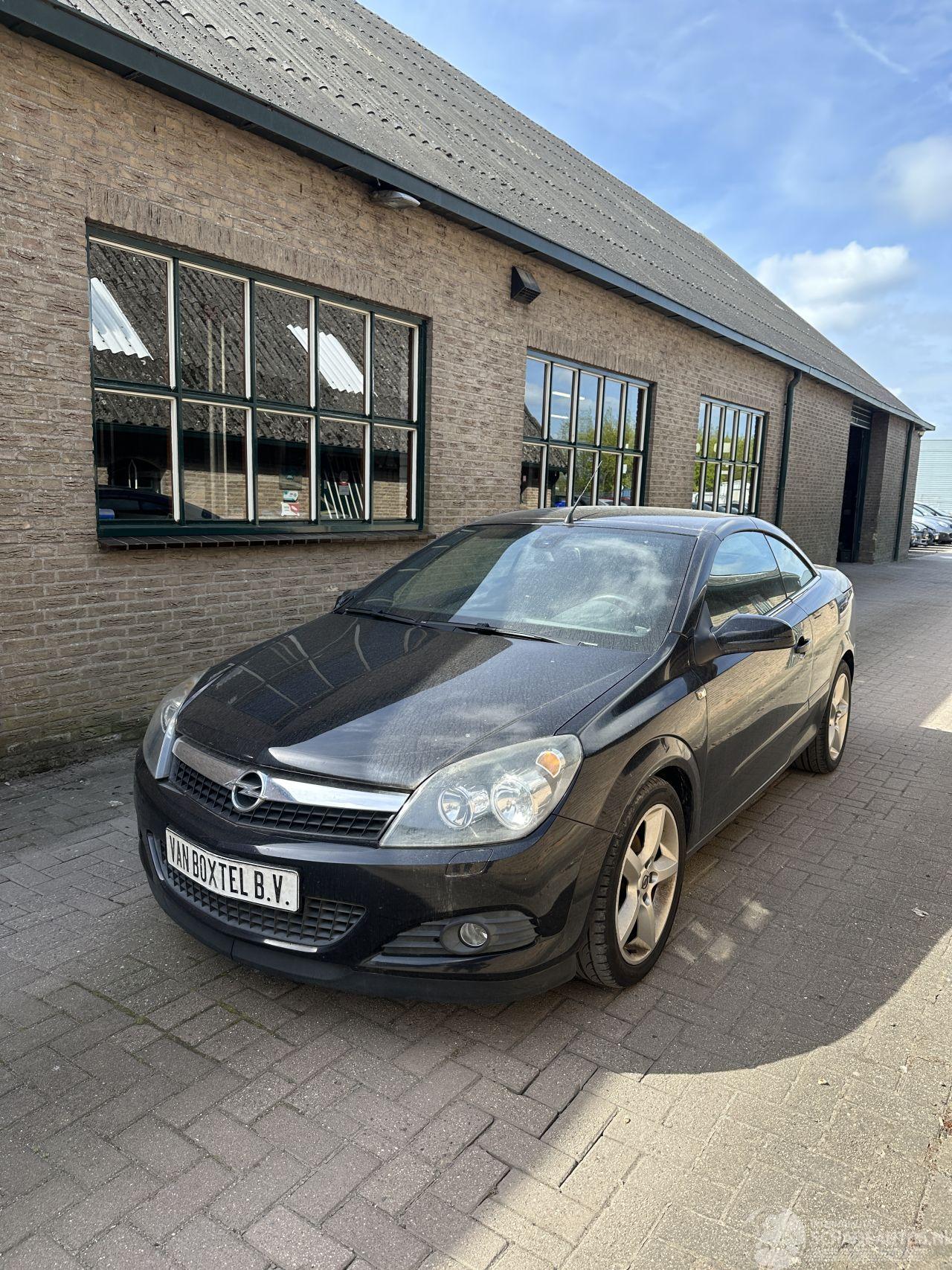 Opel Astra TWIN TOP