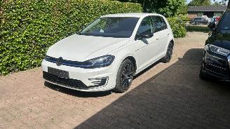 Volkswagen e-Golf E-DITION picture 9