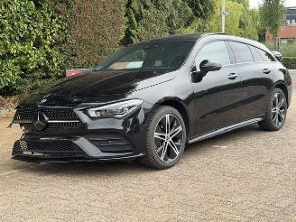 uszkodzony samochody osobowe Mercedes Cla-klasse SHOOTING BREAK 250e AMG LINE. PANO | HUD | FULL OPTIONS | SCHROEFSCHADE ! 2023/5