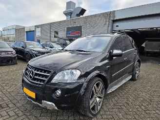 Unfallwagen Mercedes ML 63 AMG Facelift Sch.Dak Camera Navi Luchtver. Memory Stoelkoeling Stoelverw. Trekhaak 375KW/510PK 2006/11
