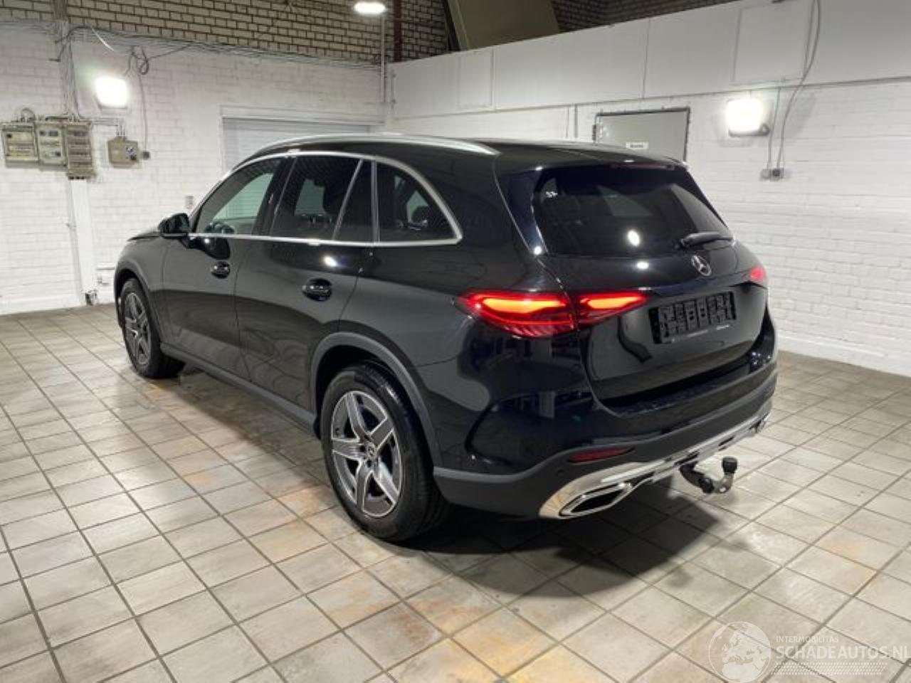 Mercedes GLC 300d 4Matic AMG Line Advanced Plus PANO/AHK