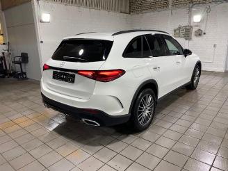 Coche accidentado Mercedes GLC 300 4Matic AMG Line PANO/AHK/360/NAVI 2025/4