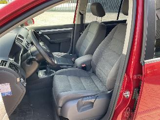 Volkswagen Touran Benzine Airco picture 20