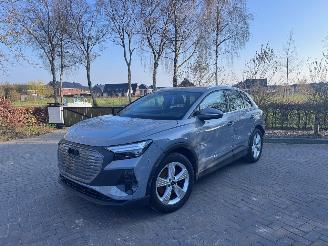 Schadeauto Audi Q4 Audi Q4 e-tron 45 e-tron S-Line Camera HUD Rijdbaar! 2024/7