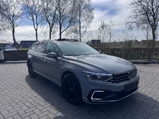 Unfallwagen Volkswagen Passat Passat Variant GTE Panorama HUD Camera ACC Nardo VOL 2022/3