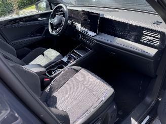 Volkswagen Tiguan Volkswagen Tiguan 1.5 TSI eHybrid R-Line PANO Massage Trekhaak Sportstoelen ! picture 18
