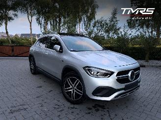 Unfallwagen Mercedes GLA GLA 250 e PANORAMA AHK Ambiance ACC Leder VOLL 2021/7