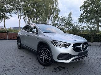 Mercedes GLA GLA 250 e PANORAMA AHK Ambiance ACC Leder VOLL picture 18