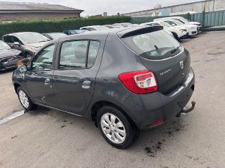 Schadeauto Dacia Sandero  2014/11