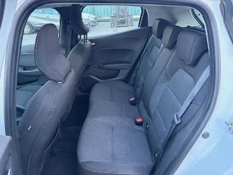 Renault Clio  picture 6