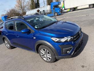 Vaurioauto  passenger cars Dacia Sandero STEPWAY 2022/12