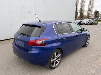Schadeauto Peugeot 308  2020/1