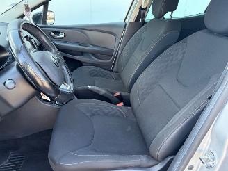 Renault Clio LIMITED picture 8