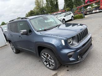 Vaurioauto  passenger cars Jeep Renegade 4X4 AUTOMAAT 2022/11