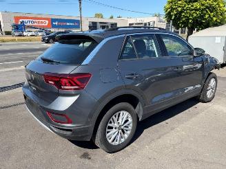 Coche accidentado Volkswagen T-Roc  2023/5