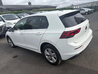krockskadad bil auto Volkswagen Golf  2023/10