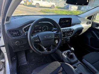 Ford Focus Clipper 1.0 Ecoboost Trend picture 11