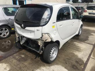 Peugeot iOn iOn, Hatchback 5-drs, 2010 iOn picture 4