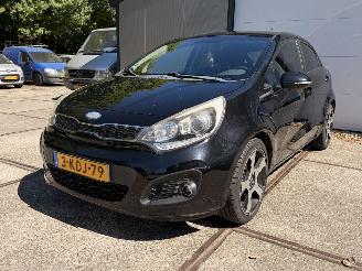 Schadeauto Kia Rio 1.2 CVVT Super Pack NAP RIJDBAAR! 2013/1