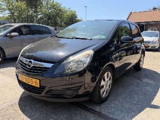 Schadeauto Opel Corsa 1.2-16V Enjoy, handgeschakeld 2010/8