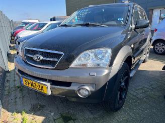 Damaged car Kia Sorento 3.5 V6 EX Luxe 2004/4