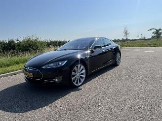 Vaurioauto  passenger cars Tesla Model S 85 Signature Performance FREE SUPERCHARGER 2013/9