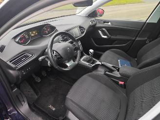 Peugeot 308 1.2 e-thp bleu lion ex. mooie auto lichte schade ijdbaar picture 17
