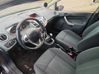 Ford Fiesta 1.4 Titanium met kleine schade picture 17