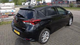 Toyota Auris 1.2T Aspiration Panodak Cruise Clima 2015 weinig schade picture 7