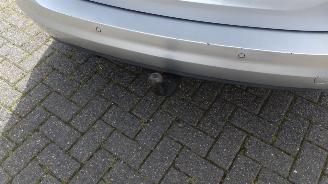 Volkswagen Touran 1.6TDI Autom Higline 7p Pano Trekh Clima Cruise Supermooie auto! picture 6