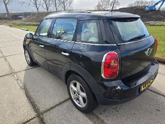 Mini One COUNTRYMAN picture 4