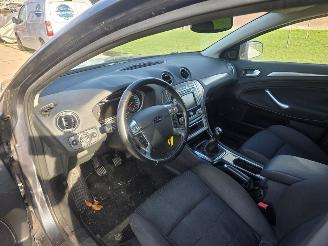 Ford Mondeo  picture 7