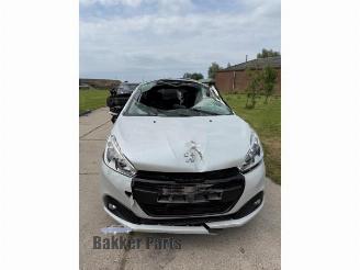 Sloopauto Peugeot 208 208 I (CA/CC/CK/CL), Hatchback, 2012 / 2019 1.2 12V e-THP PureTech 110 2017