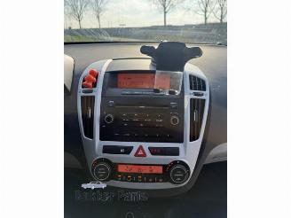 Kia Pro cee d Pro cee'd (EDB3), Hatchback 3-drs, 2008 / 2012 1.6 CVVT 16V picture 6