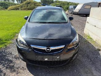 Auto da rottamare Opel Astra Astra J (PC6/PD6/PE6/PF6), Hatchback 5-drs, 2009 / 2015 1.4 Turbo 16V 2011/11