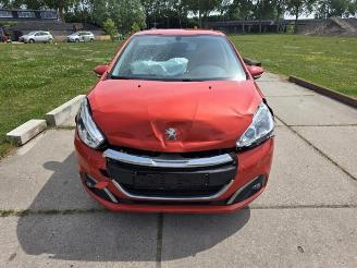 Sloopauto Peugeot 208 208 I (CA/CC/CK/CL), Hatchback, 2012 / 2019 1.2 Vti 12V PureTech 82 2016/7