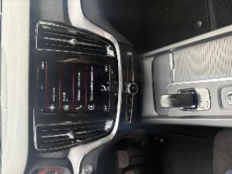 Volvo V-60 2.0 V60 Momentum Advantage AUTOMAAT 174PK picture 13