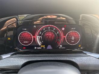 Volkswagen Golf VIII GTI 2.0 245 PK PANORAMA picture 16