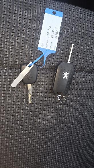 Peugeot 508 1.6 HDiF 16V Combi/o  Diesel 1.560cc 82kW picture 10