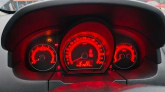 Kia Cee d 1.4 CVVT 16V Hatchback 4Dr Benzine 1.396cc 66kW (90pk) FWD 2009-09/2012-12 (EDB5PB; EDB5PD; EDB5PE) G4FA5 picture 16