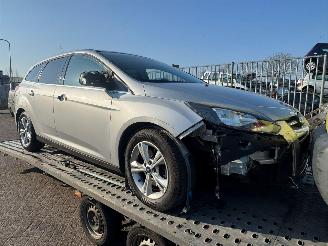 Unfallwagen Ford Focus 1.6 SCTi 16V Combi/o  Benzine 1.596cc 110kW (150pk) FWD 2010-07/2018-05  JQDB 2012/1