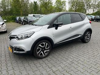 Renault Captur 1.2 TCE 16V EDC SUV  Benzine 1.197cc 88kW (120pk) FWD 2013-06 (2R40; 2RC0) H5F403; H5FD4 picture 5