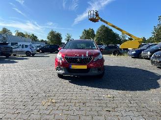 Schadeauto Peugeot 2008 1.2 Vti 12V PureTech 82 MPV  Benzine 1.199cc 60kW (82pk) 2016/11