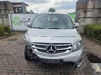 skadebil auto Mercedes Citan 1.5 109 CDI Bestel  Diesel 1.461cc 66kW (90pk) 2013/10