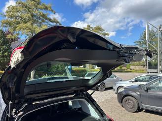 Peugeot 2008 2008 1.2 picture 13