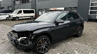 krockskadad bil auto Audi Q5 55 TFSI E Quattro Competition 2020/3
