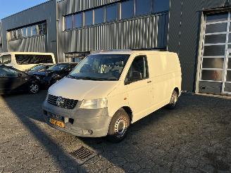 skadebil bedrijf Volkswagen Transporter 1.9 TDI 300 T5 2005/2