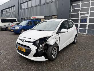 skadebil auto Hyundai I-10  2014/1